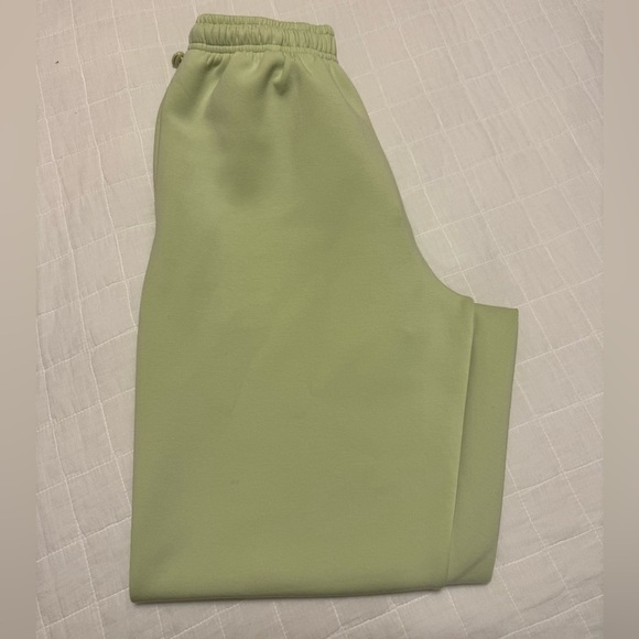 2PC YoungLA YLA Women’s matching jogging/lounge SET W240/W540 - Picture 16 of 16